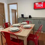 La Casa De Dora En La Escusa 펜션 *