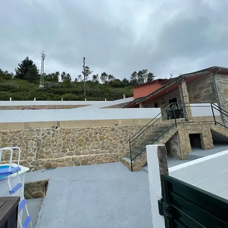 La Casa De Dora En La Escusa * Poio