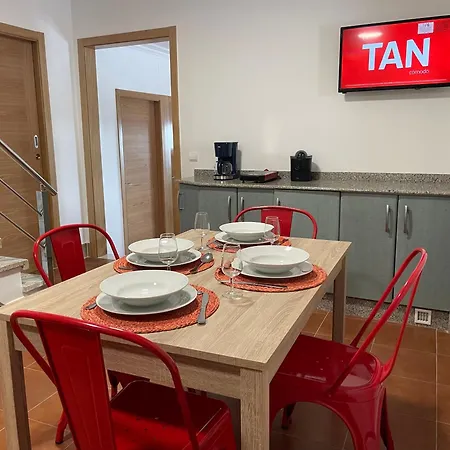 La Casa De Dora En La Escusa Casa vacanze *