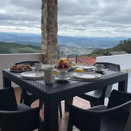 La Casa De Dora En La Escusa
