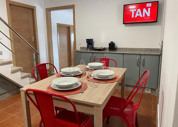 La Casa De Dora En La Escusa Nyaraló *